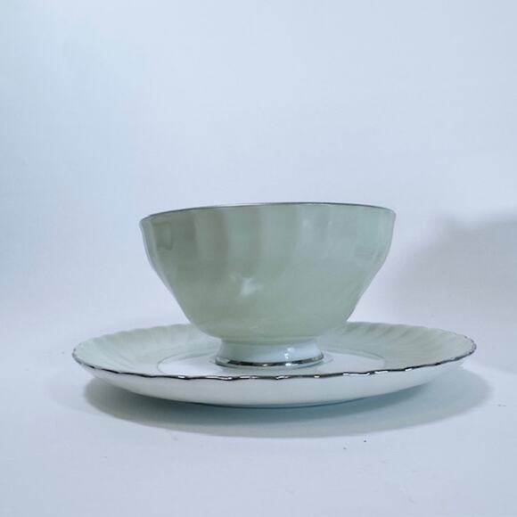 Royal Tettau South Wind Grey Green 4 Cups & Saucers Set Border Swirled w/ Trim - Picture 5 of 16